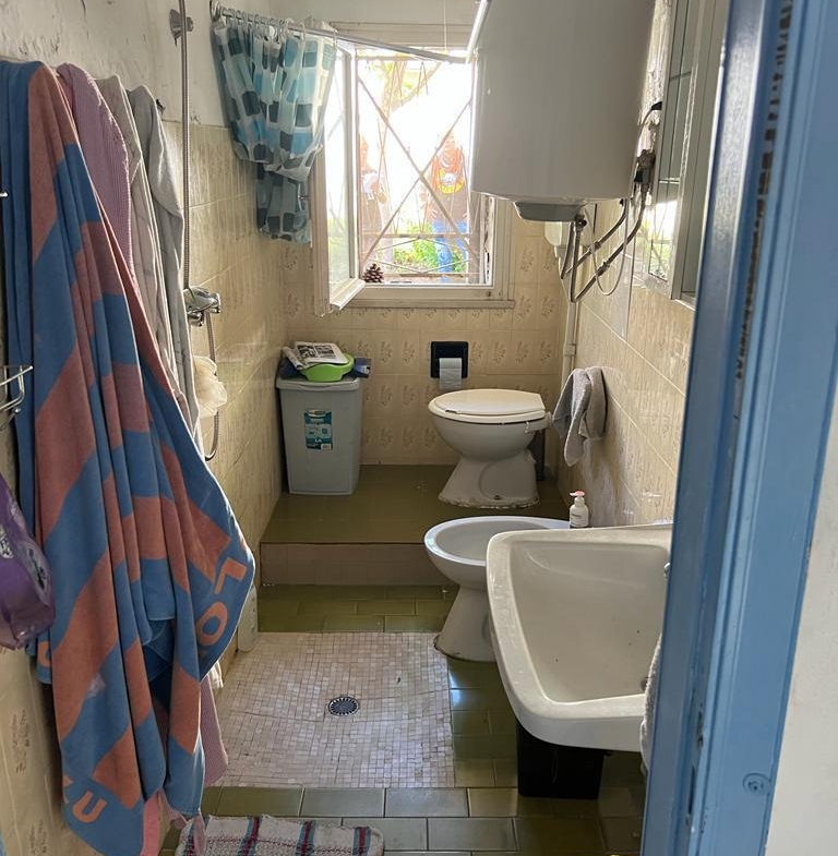 VENDESI APPARTAMENTO PIANO TERRA CON ALTEZZA 2,15m IN OTTIMA POSIZIONE A CASALBORSETTI