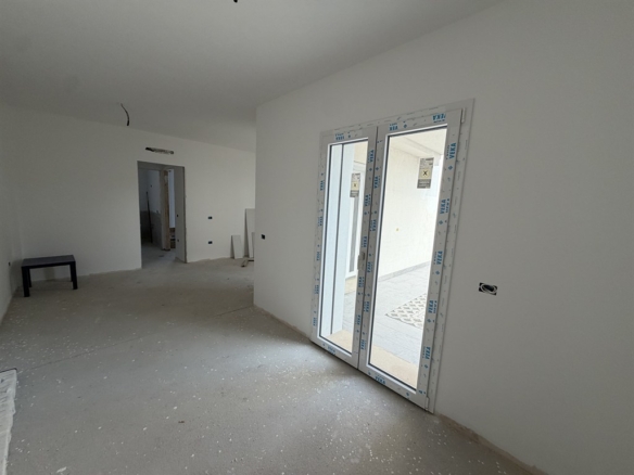 TRILOCALE NUOVO LIDO DI DANTE