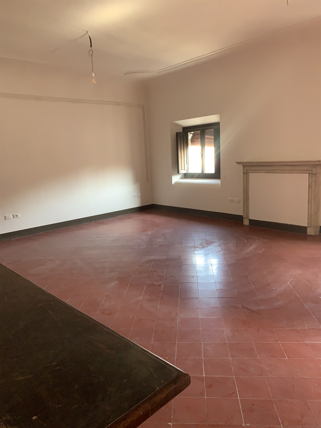 Rif. LG871  – RAVENNA CENTRO STORICO, AFFITTASI AMPIO UFFICIO