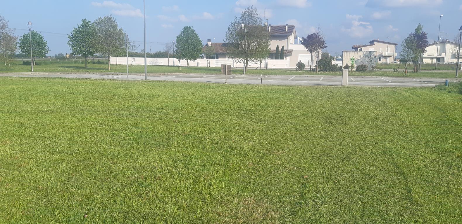 RAVENNA LOC. SAN PIETRO IN CAMPIANO  TERRENO EDIFICABILE