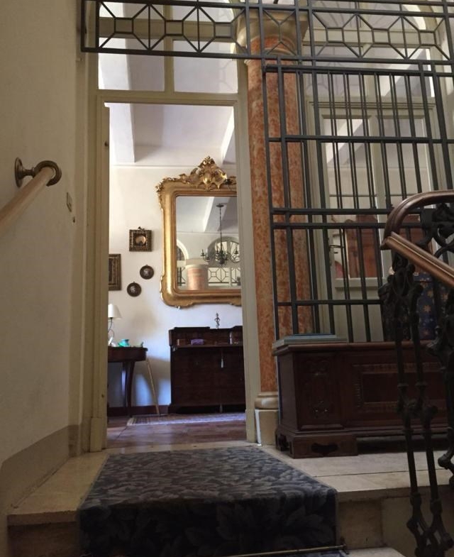 Rif. LG868  BAGNACAVALLO (RA) vendesi stabile di mq 650 da ristrutturare Ideale per impresa di costruzioni