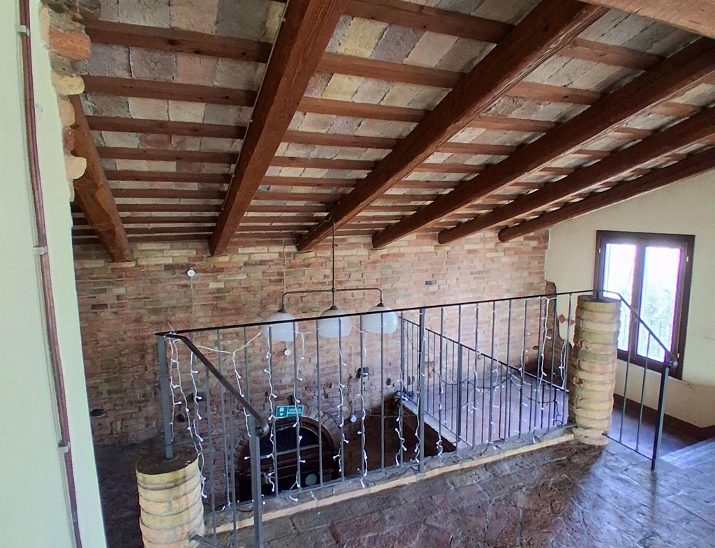 SG480 – FORNACE ZARATTINI (RAVENNA) VENDESI EX RISTORANTE CON PISCINA E AMPIO PARCHEGGIO