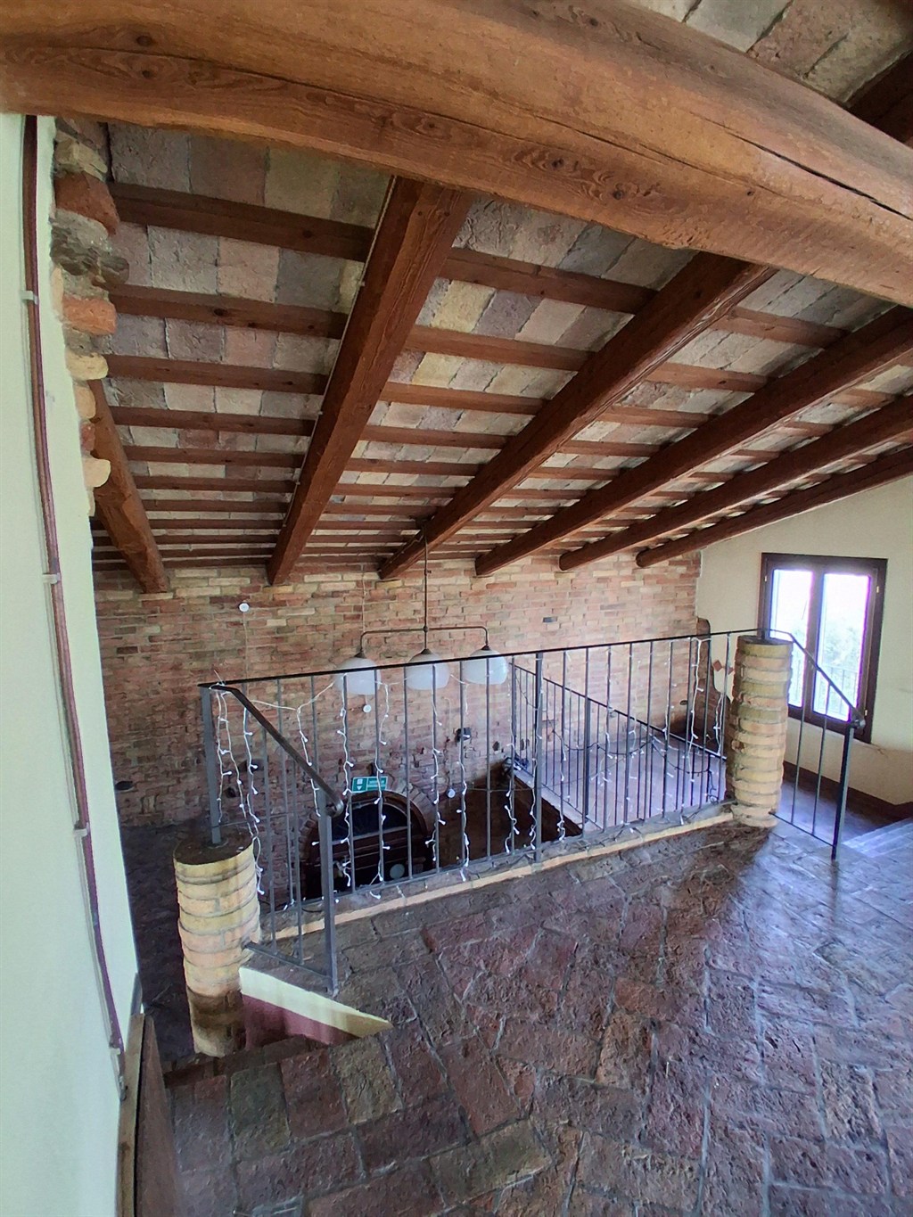 SG480 – FORNACE ZARATTINI (RAVENNA) VENDESI EX RISTORANTE CON PISCINA E AMPIO PARCHEGGIO