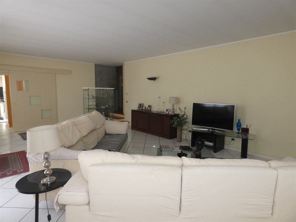 CASA INDIPENDENTE CON GIARDINO A 5 KM DA RAVENNA