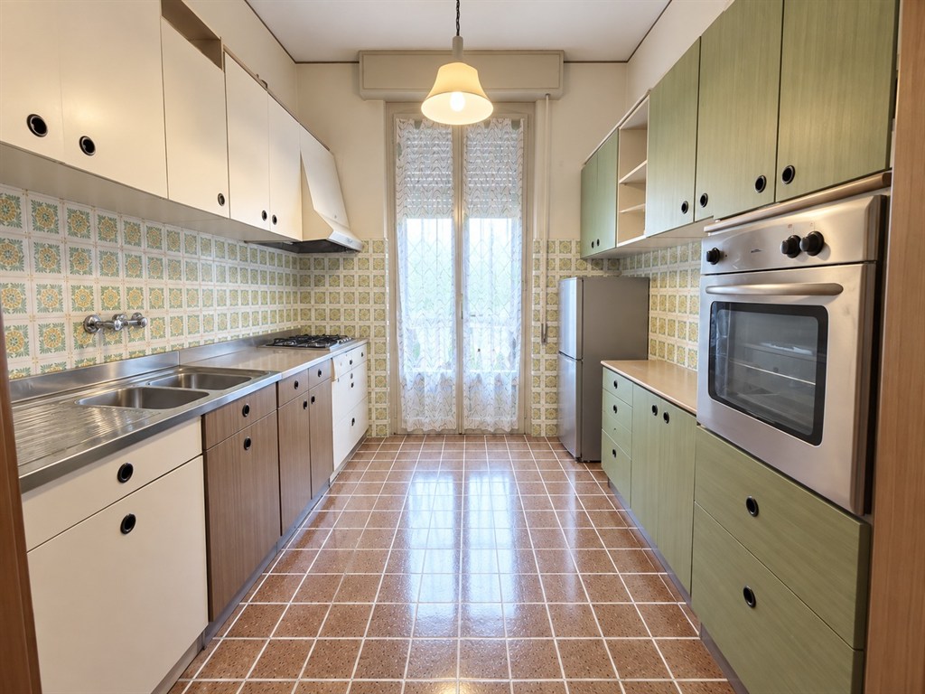 VILLA STORICA LIBERTY CON VISTA SULLA ROCCA BRANCALEONE