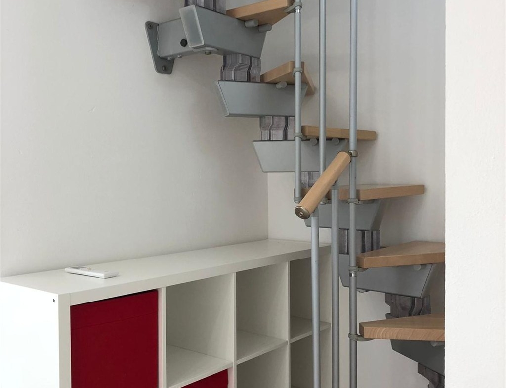 APPARTAMENTO CON INGRESSO INDIPENDENTE E GIARDINO A FILETTO