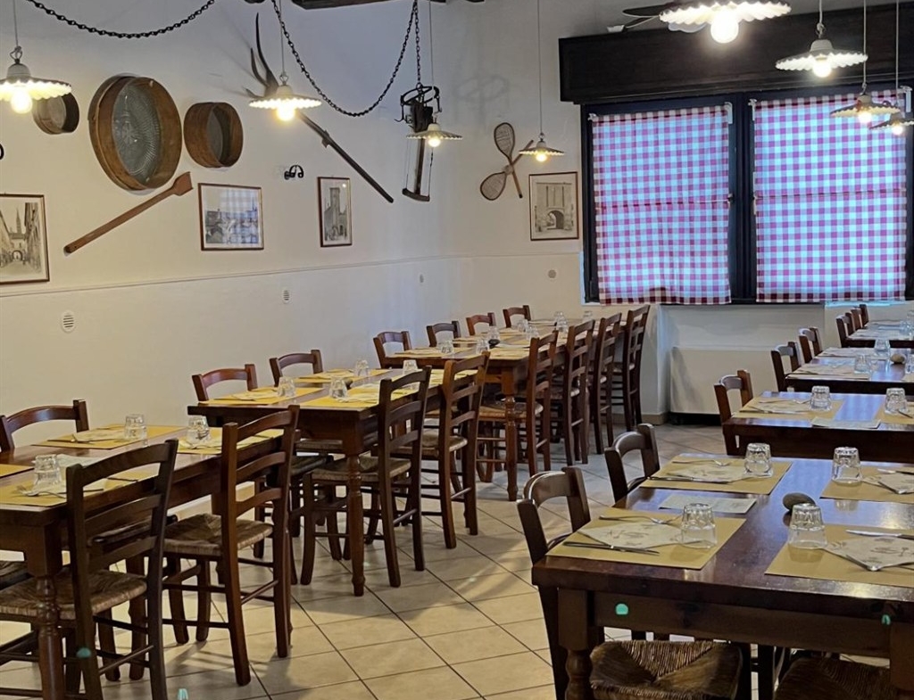 PROPONIAMO IN VENDITA MURA RISTORANTE A SAN PIETRO IN CASALE