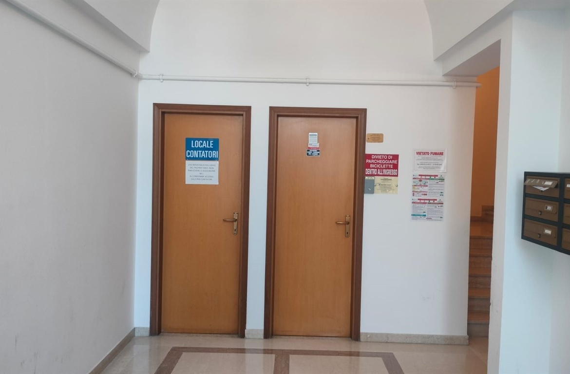 Proponiamo in vendita un ufficio di mq 87