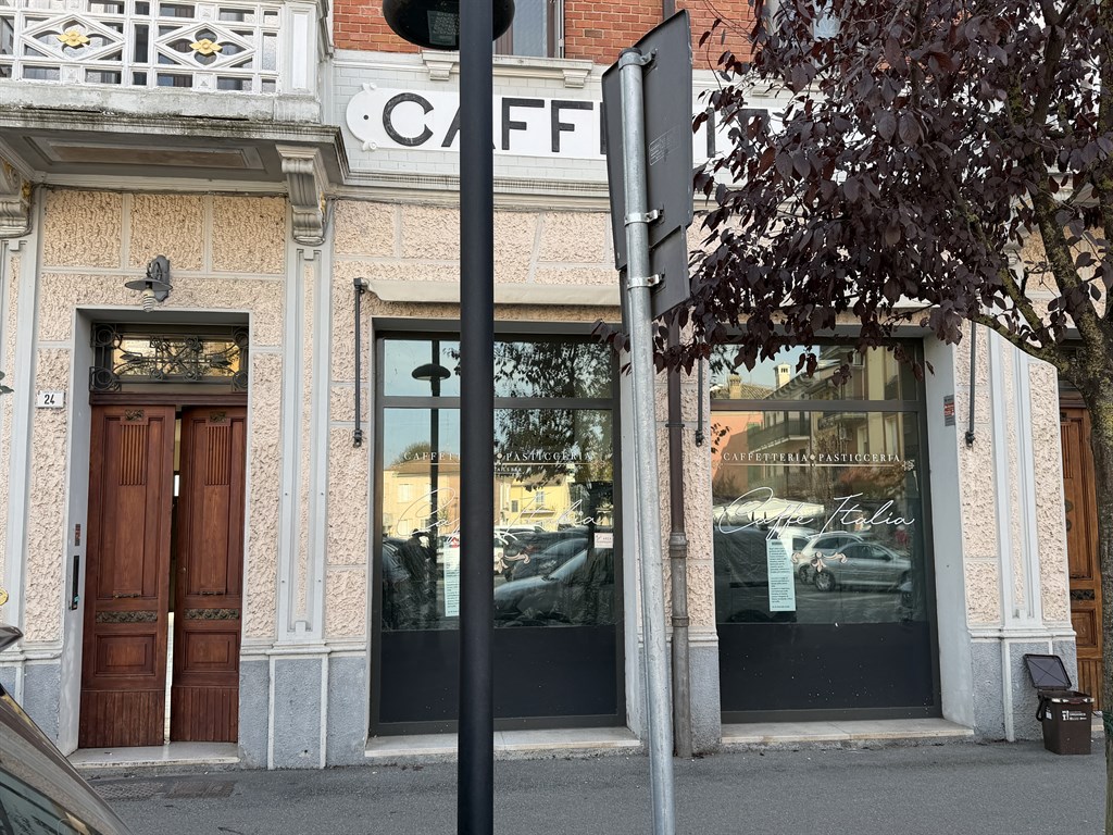 ATTIVITA’ DI BAR , PASTICCERIA, CAFFETTERIA A CONSELICE