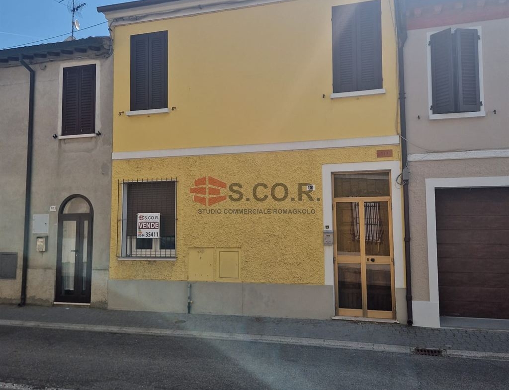 CASA TIPICA DEL RAVENNATE ABBINATA AI LATI