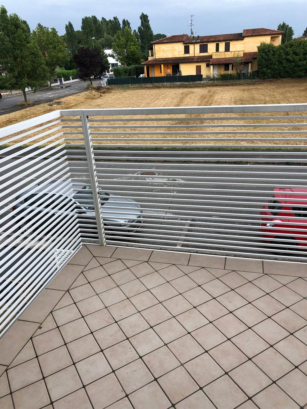APPARTAMENTO CON INGRESSO INDIPENDENTE E GIARDINO A FILETTO