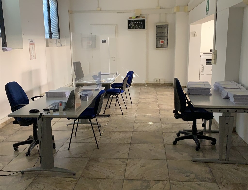 Rif. LG865  Ravenna Centro storico, Vendesi ampio ufficio al piano terra
