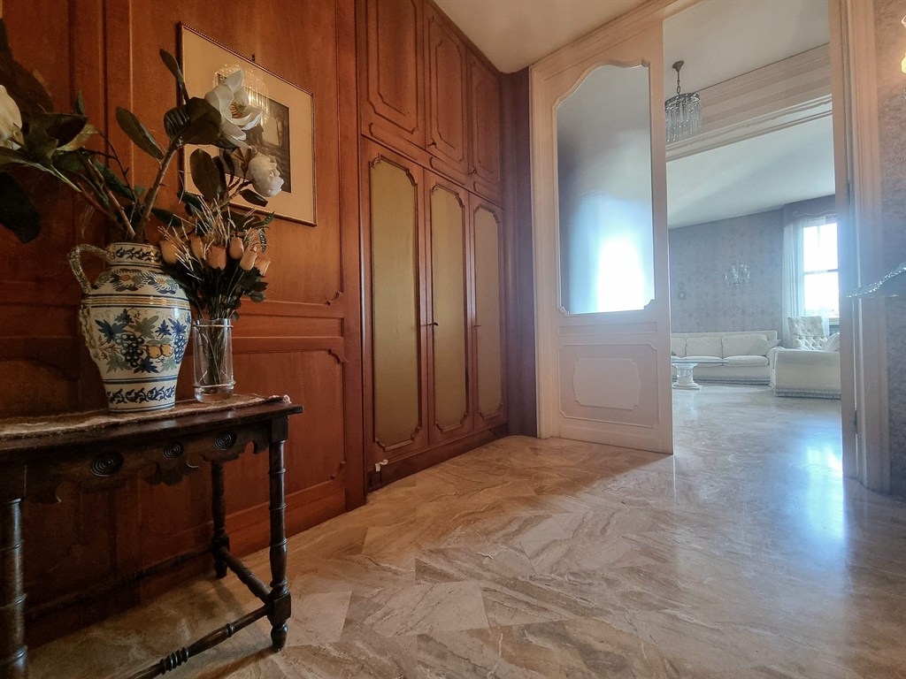 APPARTAMENTO PIENO CENTRO STORICO CON VISTA SULLA BIBLIOTECA MALATESTIANA