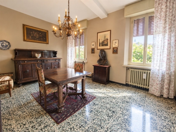 VILLA STORICA LIBERTY CON VISTA SULLA ROCCA BRANCALEONE