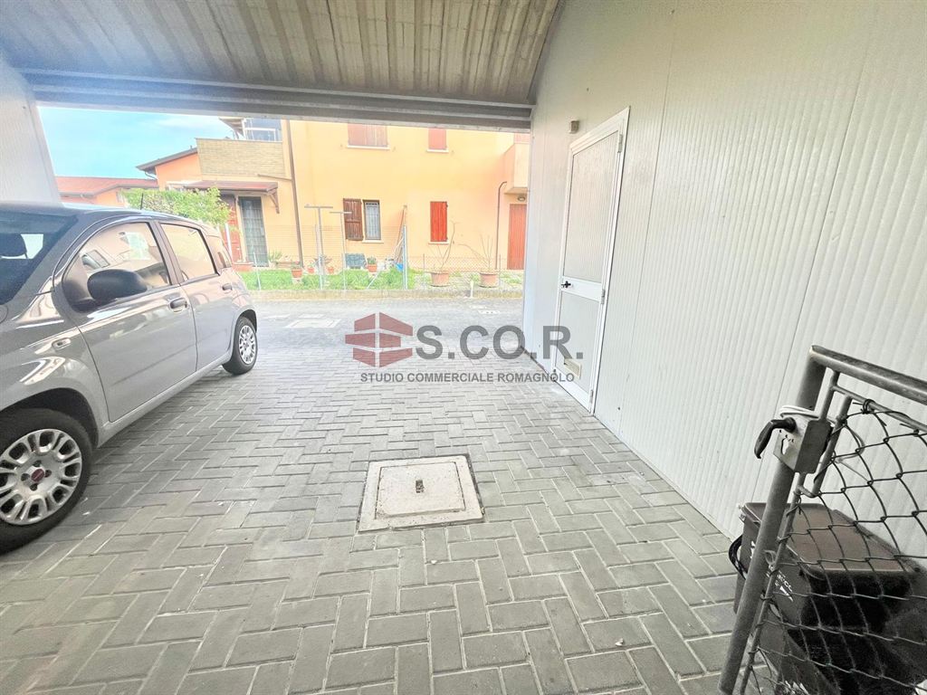SAN PANCRAZIO APPARTAMENTO TRILOCALE CON GIARDINO
