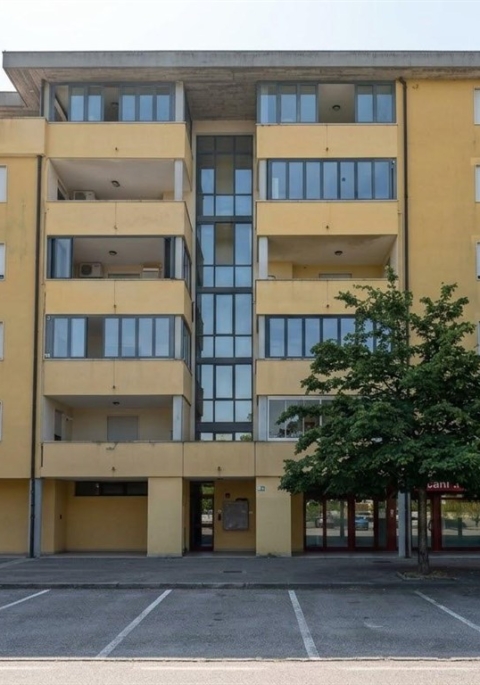 NEGOZIO IN VENDITA ZONA GALILEI