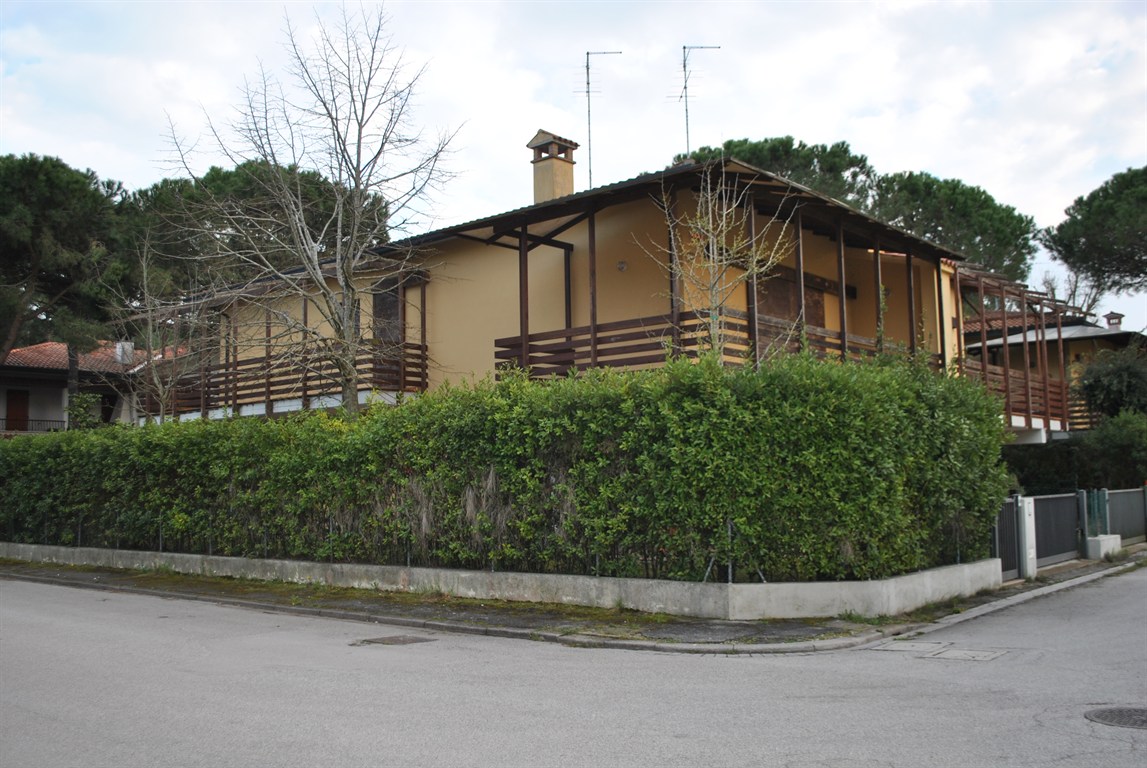 BELLISSIMA VILLA ABBINATA MARINA ROMEA –  tramonti sulla VALLE
