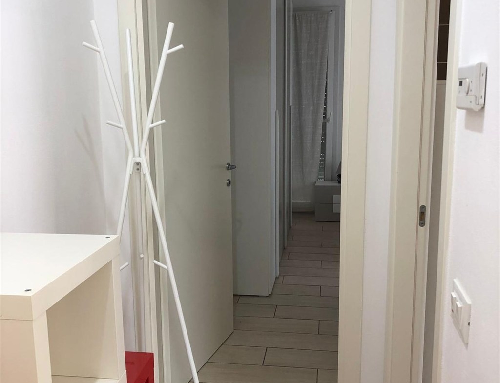 APPARTAMENTO CON INGRESSO INDIPENDENTE E GIARDINO A FILETTO