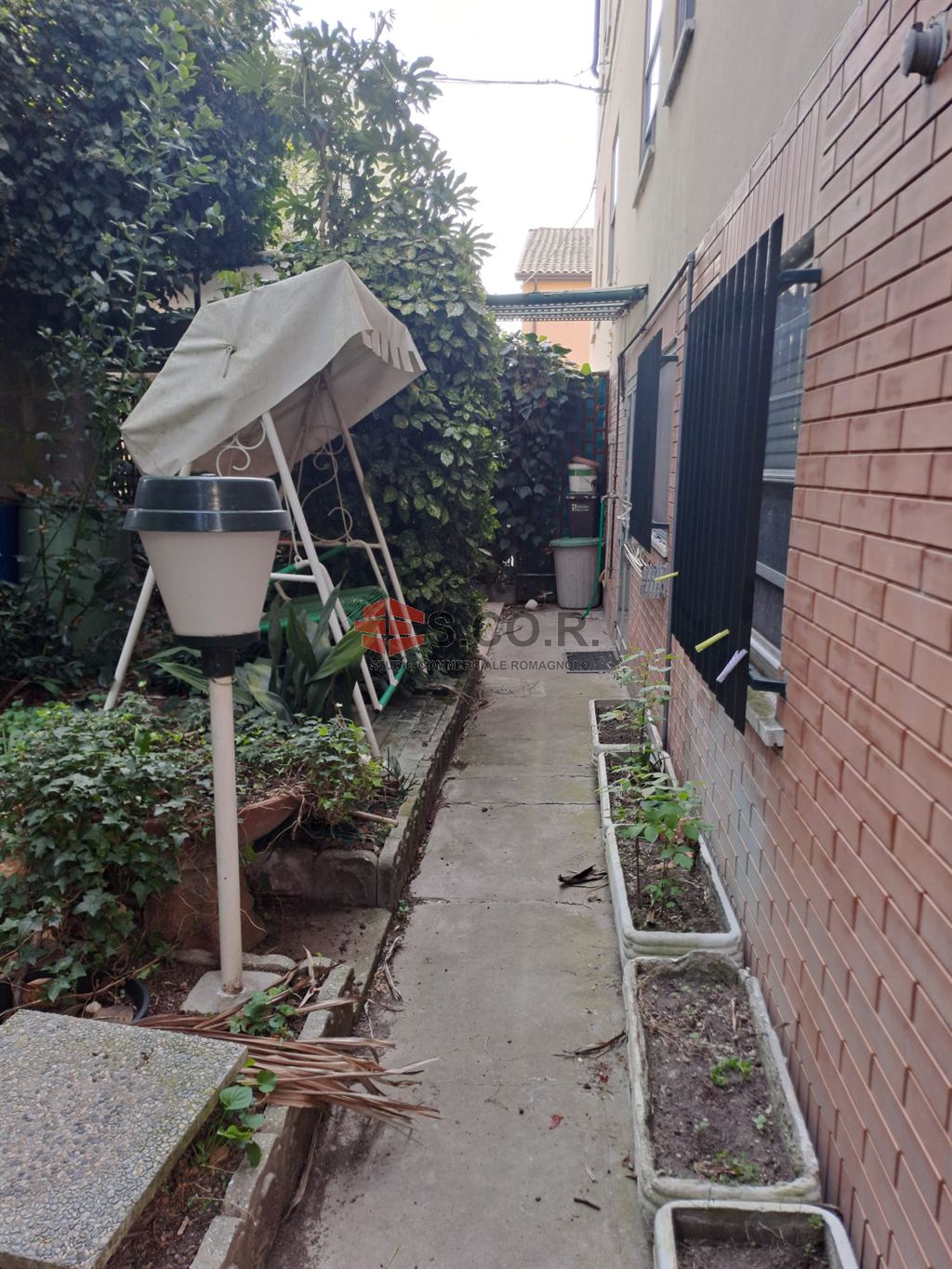 BIFAMILIARE COMPOSTA DA DUE/TRE APPARTAMENTI ZONA SAN BIAGIO