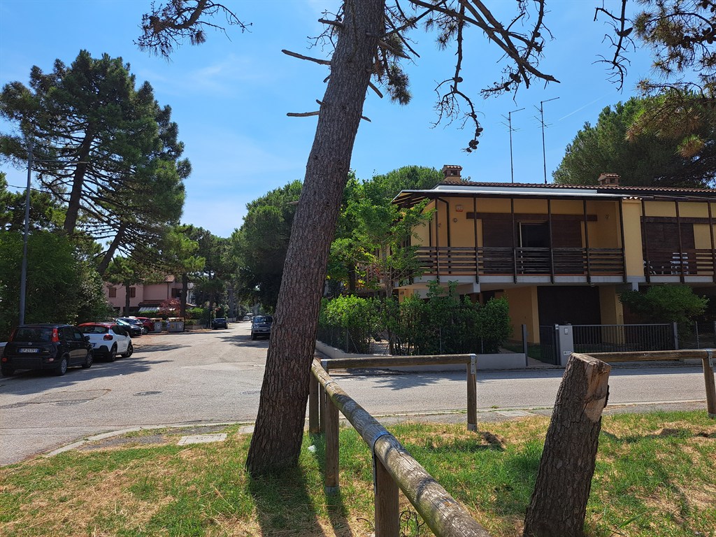 BELLISSIMA VILLA ABBINATA MARINA ROMEA –  tramonti sulla VALLE