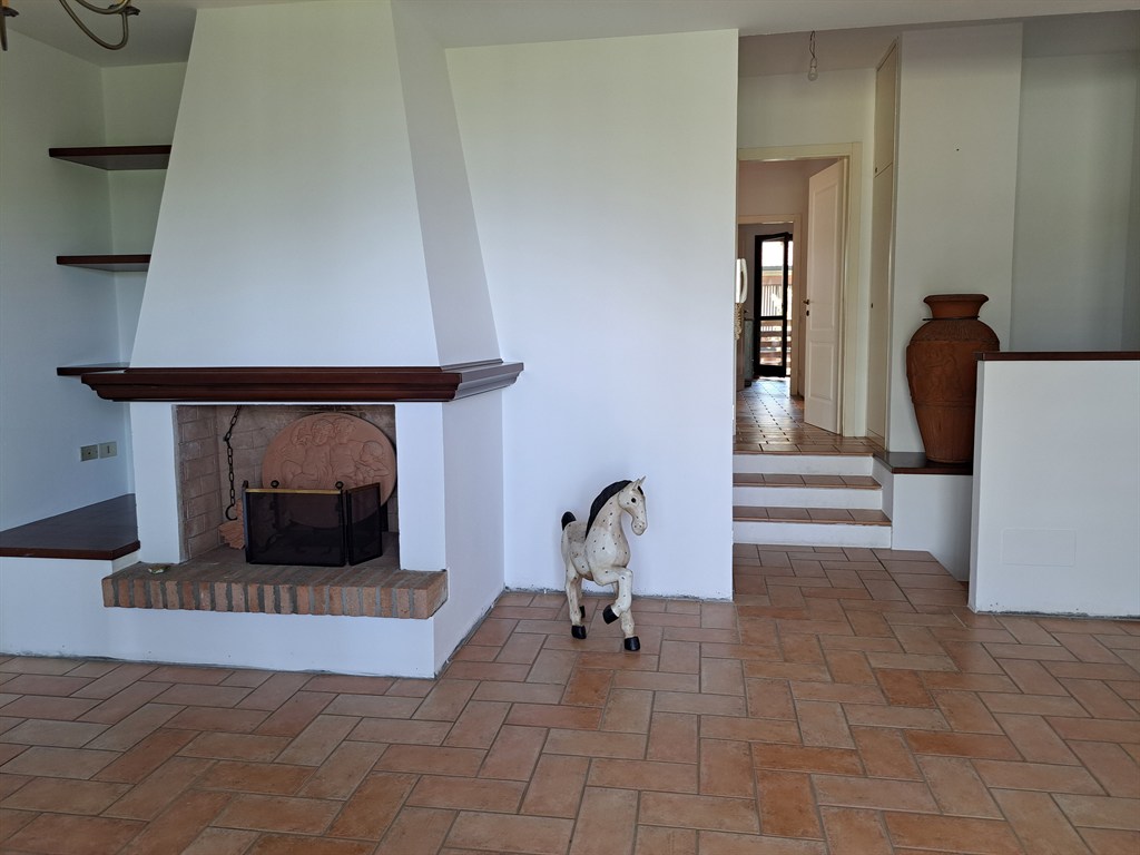BELLISSIMA VILLA ABBINATA MARINA ROMEA –  tramonti sulla VALLE