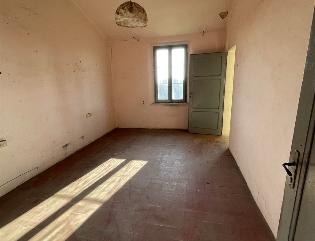 SG490  Ravenna – Zona Canale Molinetto vendesi rustico da ristrutturare