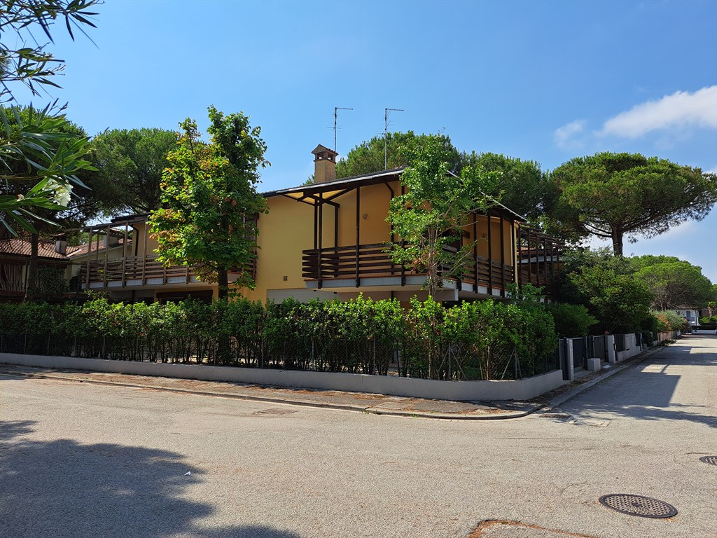 BELLISSIMA VILLA ABBINATA MARINA ROMEA –  tramonti sulla VALLE