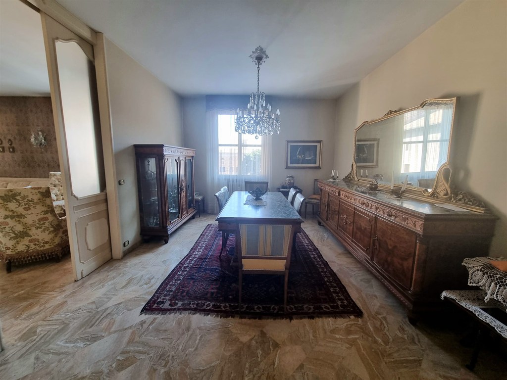 APPARTAMENTO PIENO CENTRO STORICO CON VISTA SULLA BIBLIOTECA MALATESTIANA