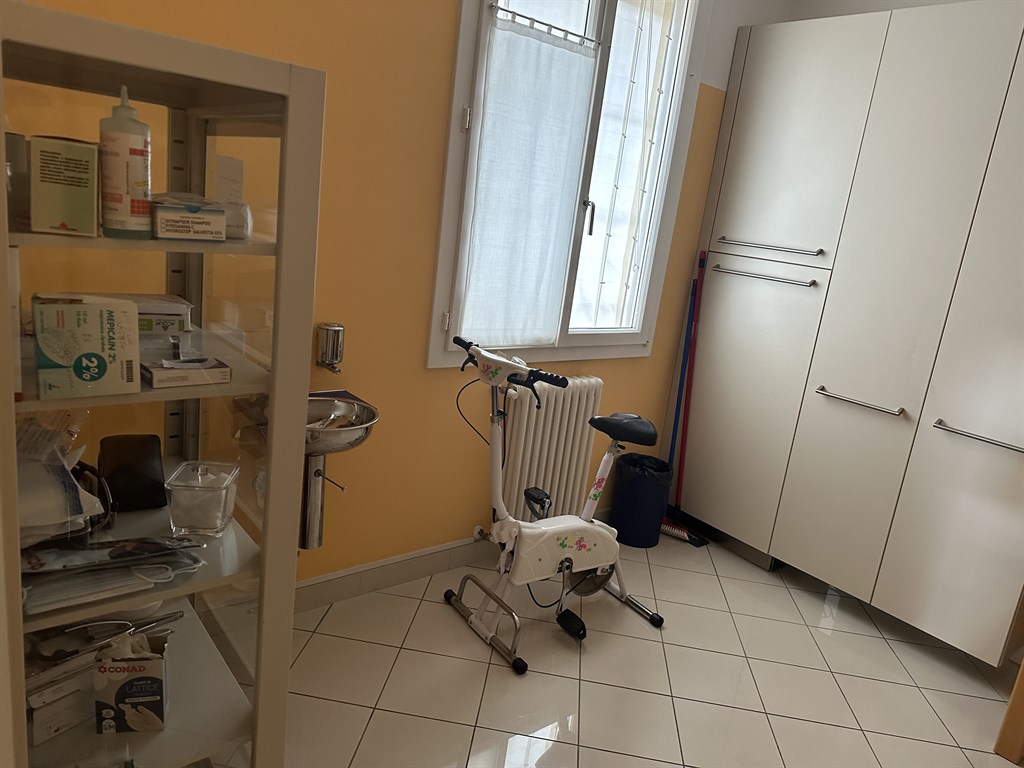 POLIAMBULATORIO A 10 KM DA RAVENNA
