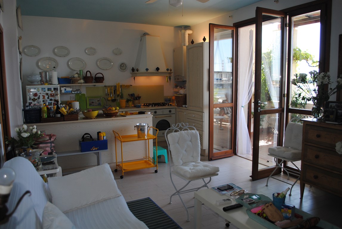 CASALBORSETTI (RA) – FRONTE PORTO