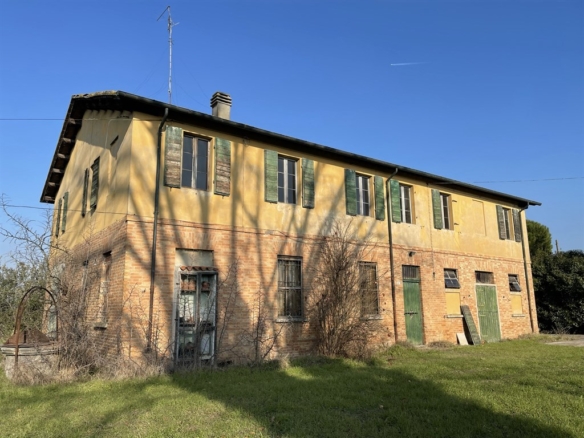 SG490  Ravenna – Zona Canale Molinetto vendesi rustico da ristrutturare