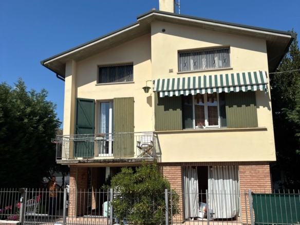 CASA INDIPENDENTE ZONA SAN BIAGIO