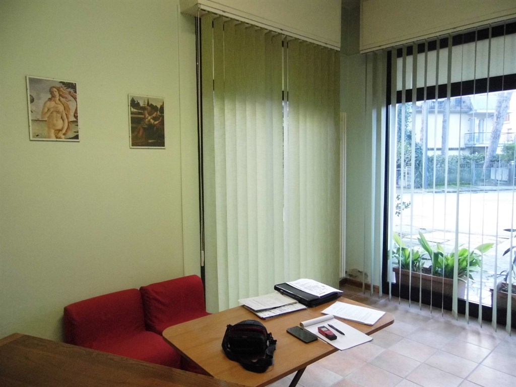 Marina Romea – Ravenna Rif. D9113 Negozio