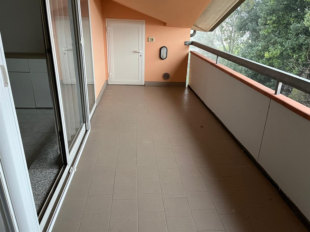 APPARTAMENTO IN AFFITTO IN ZONA ROCCA