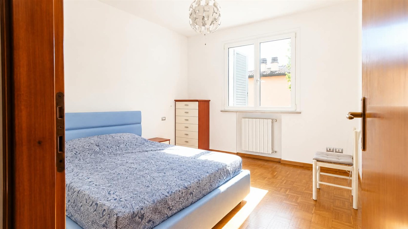 PORZIONE DI VILLETTA AD ANGOLO ZONA BORGO NUOVO/ ESP