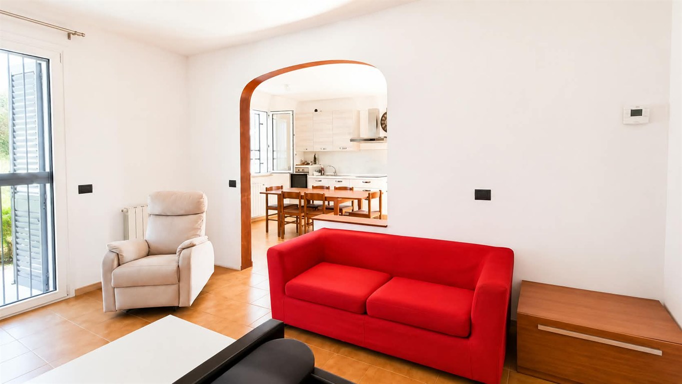 PORZIONE DI VILLETTA AD ANGOLO ZONA BORGO NUOVO/ ESP