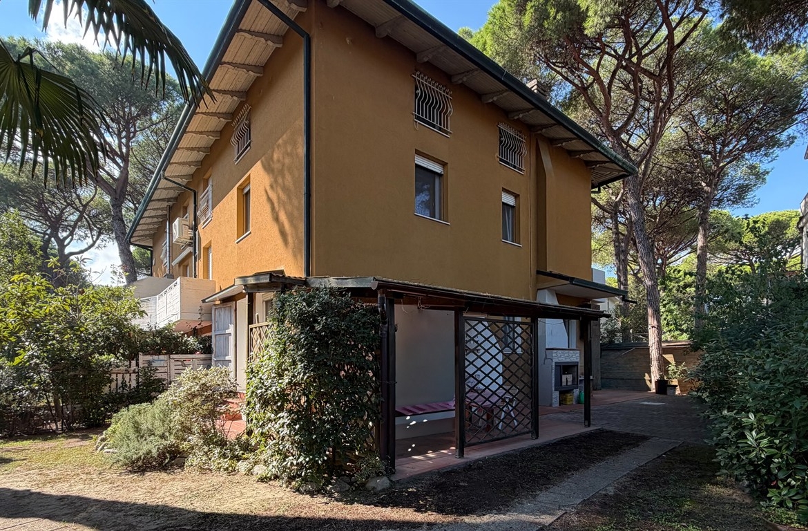 VILLETTA ABBINATA MARINA ROMEA