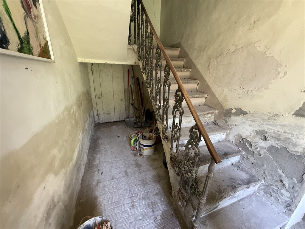 RONCALCECI, RUSTICO DA RISTRUTTURARE
