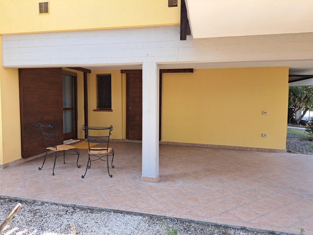 BELLISSIMA VILLA ABBINATA MARINA ROMEA –  tramonti sulla VALLE