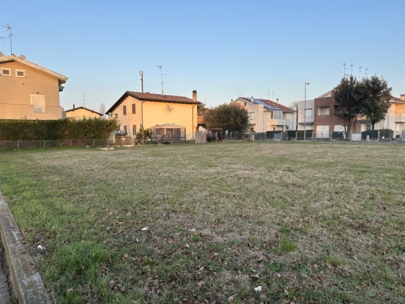 TERRENO EDIFICABILE VICINANZE GODO