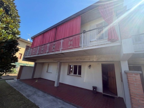 AMPIA CASA ABBINATA A SAN PANCRAZIO