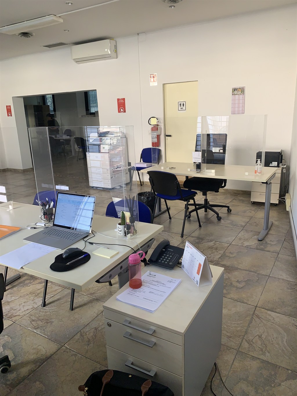 RIF.LG865/BIS    RAVENNA CENTRO STORICO VENDESI AMPIO LOCALE DA RISTRUTTURARE