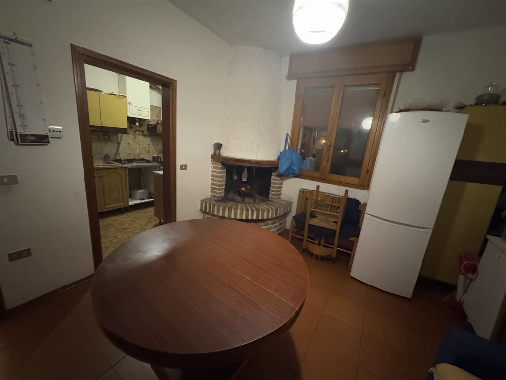 FZ107, VILLA A SCHIERA IN CENTRO A BAGNACAVALLO