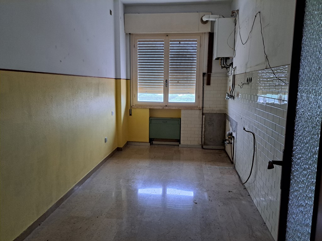 N019, RAVENNA CENTRO - APPARTAMENTO AL SESTO PIANO CON DUE CAMERE DA LETTO