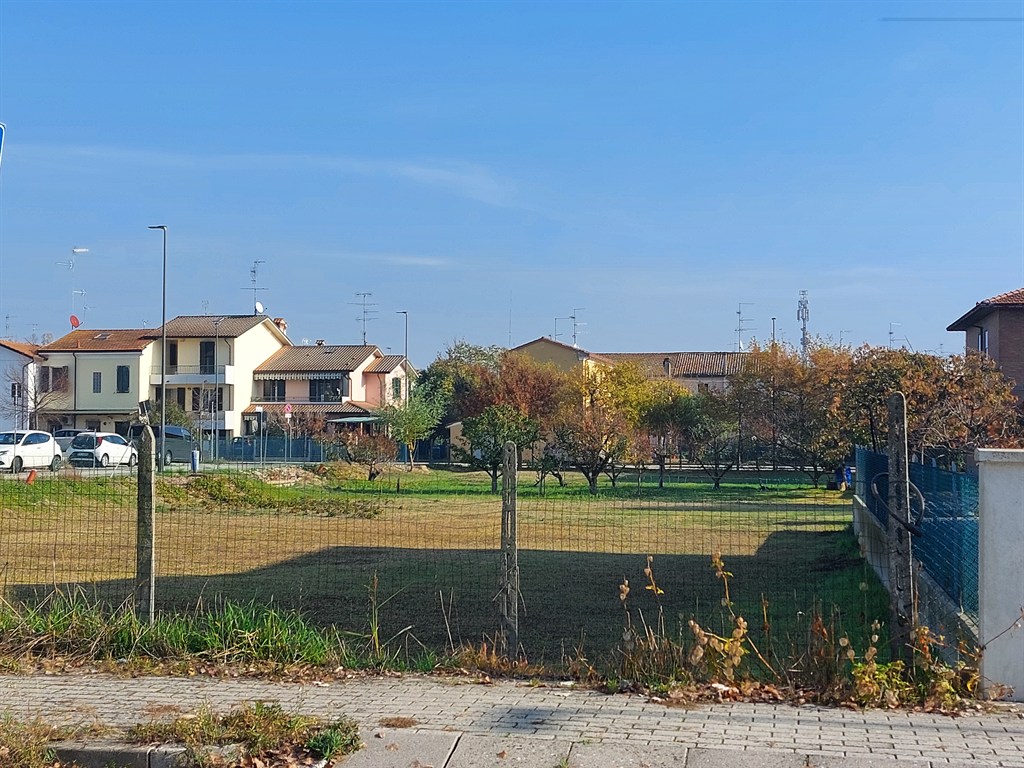 V0297, Terreno Commerciale - Rif. V0297
