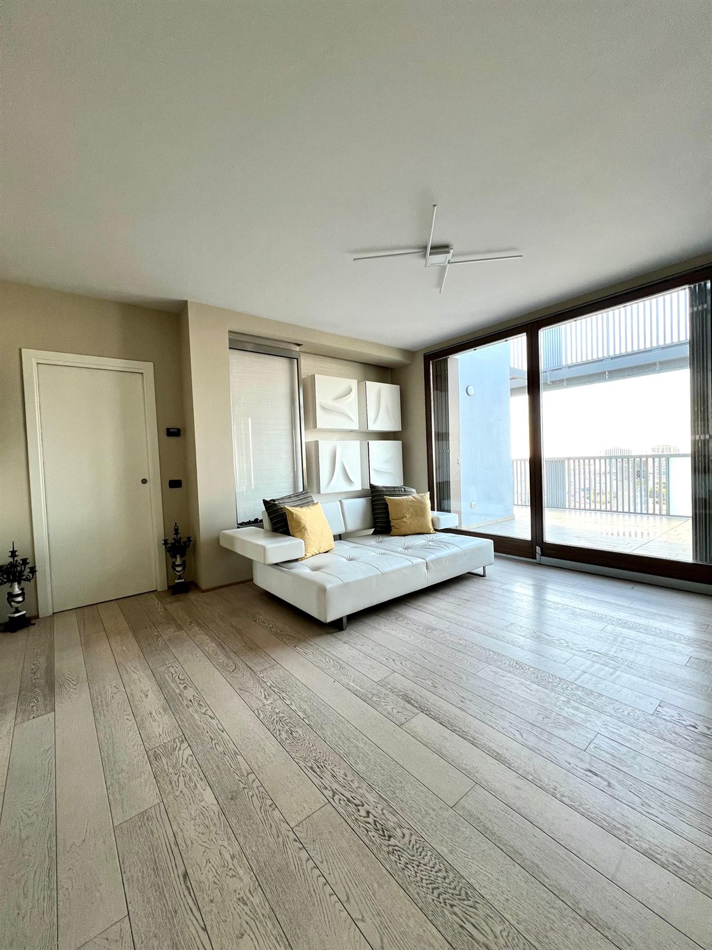 PPAR169, ATTICO ZONA DARSENA